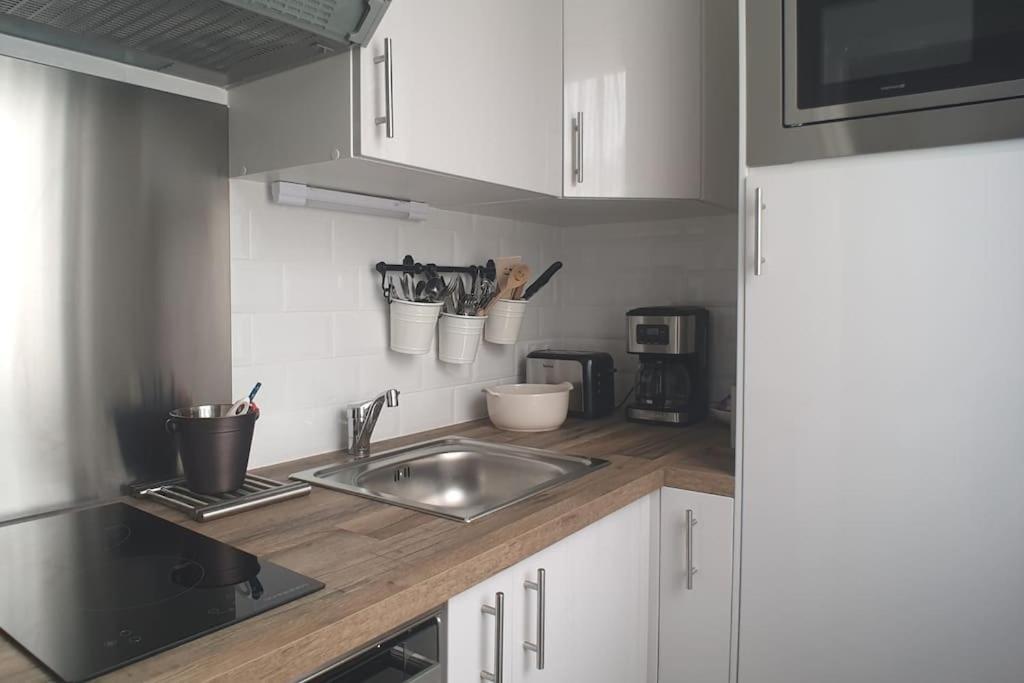 Splendide Appartement De 32M2 Au Centre De Vannes Exterior photo